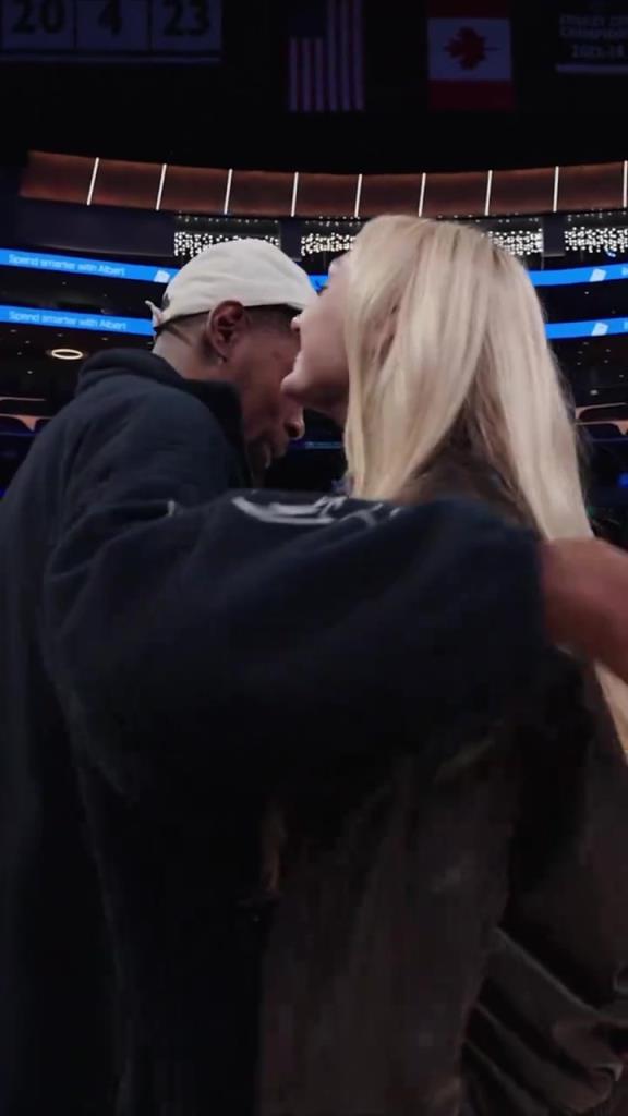 卡梅伦布林克这大长腿，KD都得多看几眼